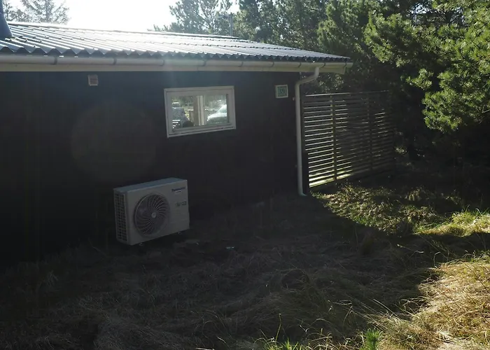 Traditional At Cold Hawaii * Torsted (Nordjylland)