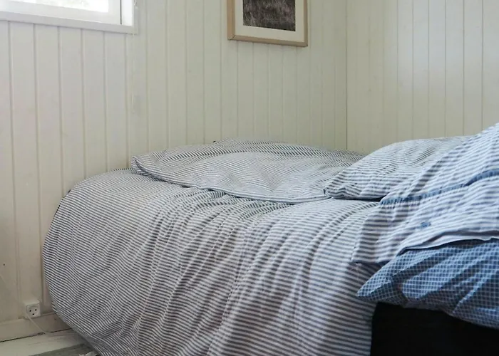 Traditional At Cold Hawaii Torsted (Nordjylland)