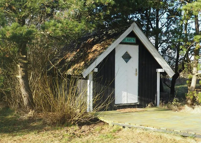 Traditional At Cold Hawaii * Torsted (Nordjylland)